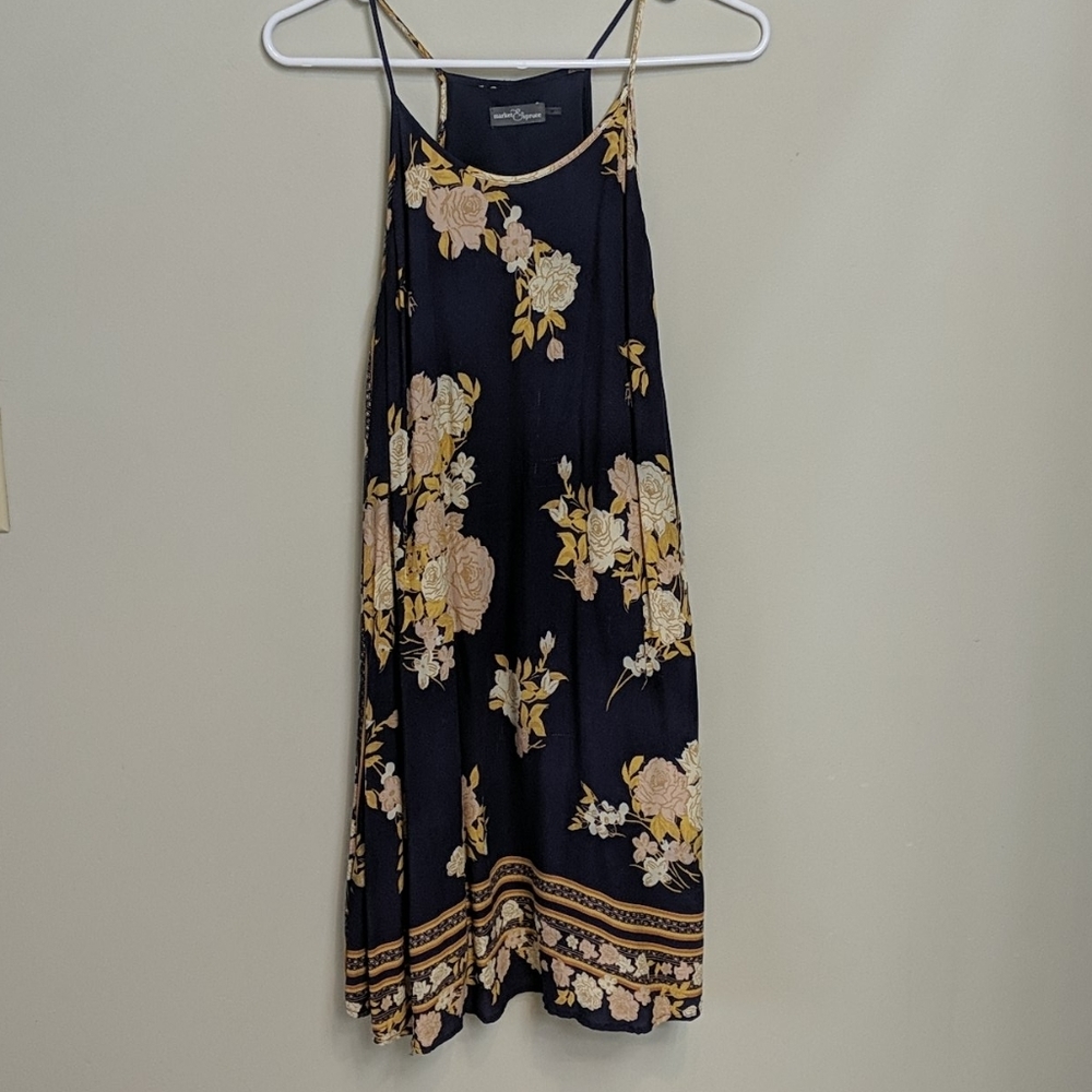 Market & Spruce Floral Dress